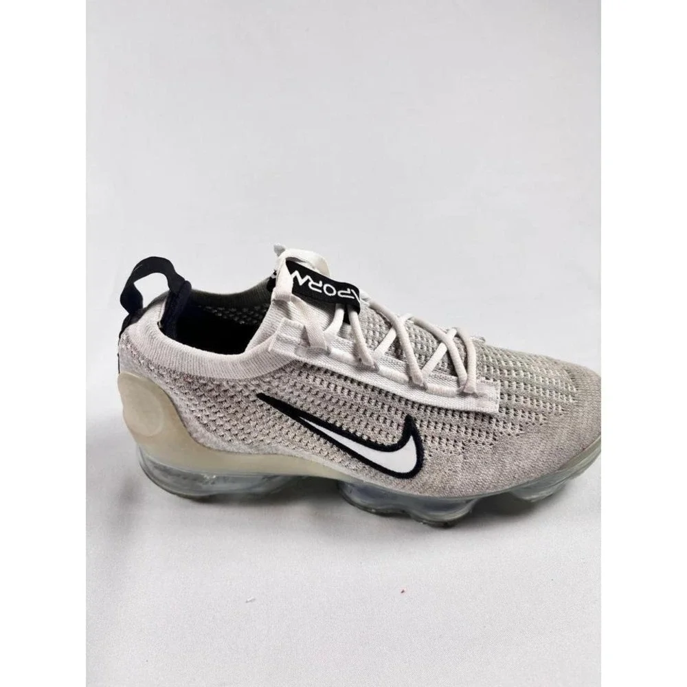 Nike‎ Air VaporMax 2021 FK Pure Platinum White WoMens Running Shoes US 6Y